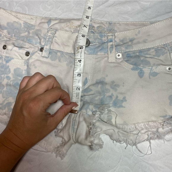 American Eagle Low Rise Hipster y2K Floral Denim Cutoff Jean Shorts Frayed 00 - Picture 3 of 9